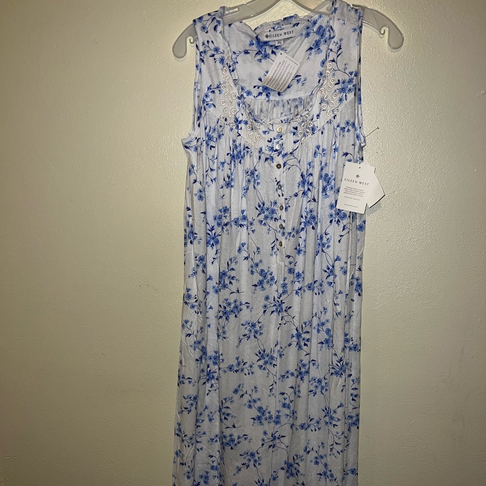 Eileen, West petite small long maxi, cotton gown